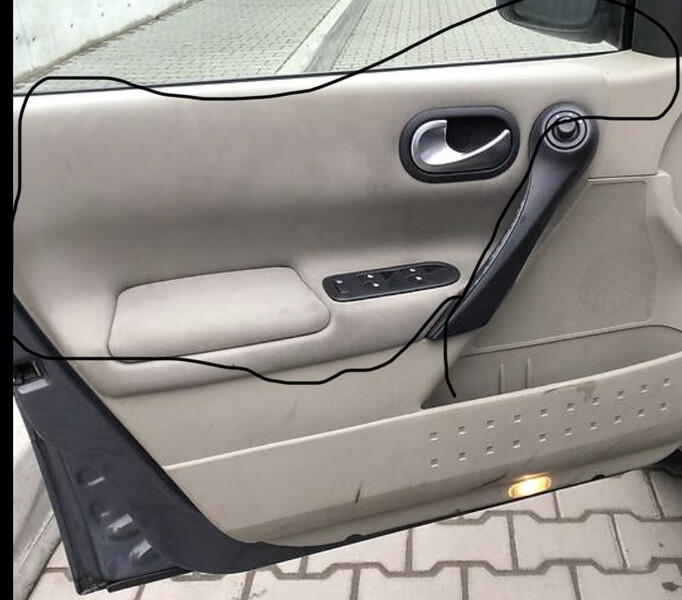 Обшивка двери Renault Megane 2  2006 универсал 1.5 Дизель Дубно