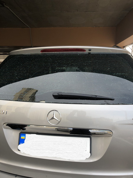 Стекло крышки багажника Mercedes M-Class W164 2008 г.  3.0 л бензин Одесса