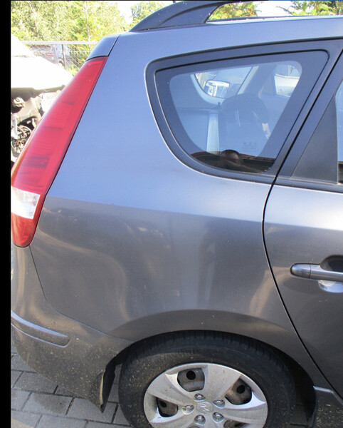 Крило заднє праве (фільонка) Hyundai i30  2011 универсал 1.6 Бензин Тернополь