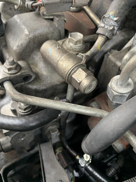 Топливная трубка обратки Toyota Corolla E120  2005 універсал 2.0 Дизель 