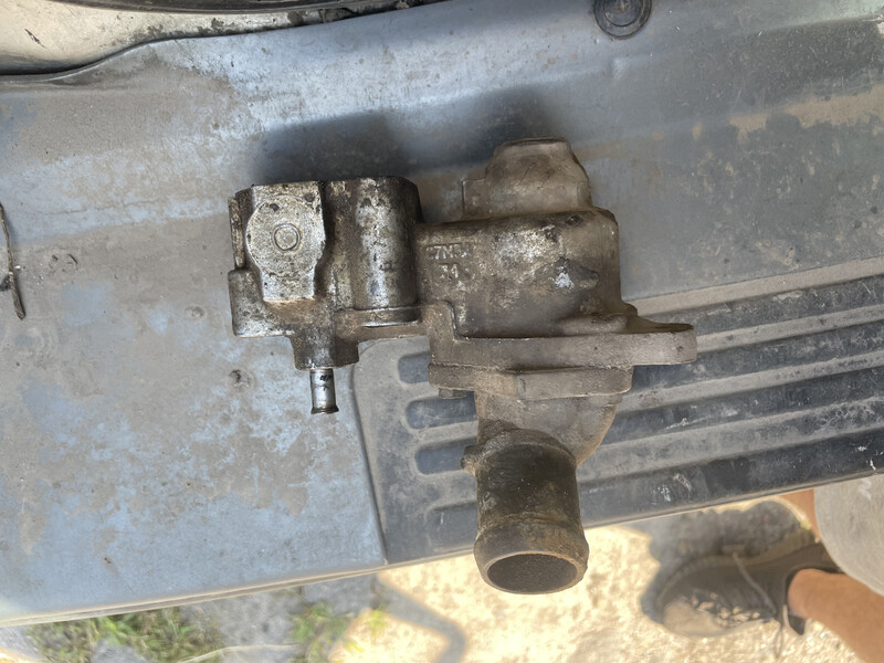 Корпус термостату Ford Courier  1998 1.7 Дизель 