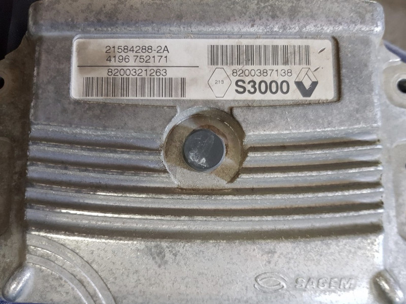 Блок управления двигателем Renault Megane 2 2004 г.  1.6 л бензин Ровно