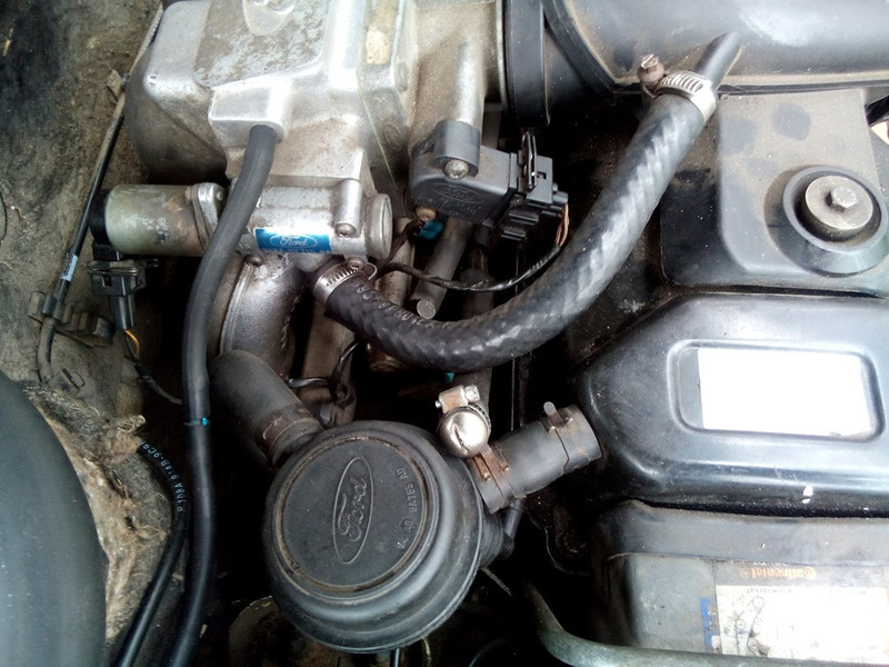 Клапан PCV Ford Escort  1994 хэтчбек 1.4 Бензин Киев