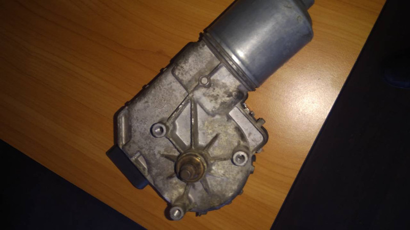 Мотор склоочисника 7L695119B   Volkswagen Touareg