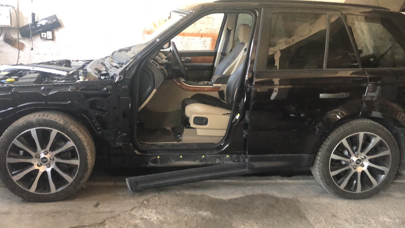 Накладка порога левая Land Rover Range Rover Sport 2010 г.  3.0 л дизель Киев
