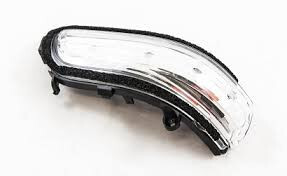 Повторювач повороту у дзеркалі 8174005030   Toyota Avensis