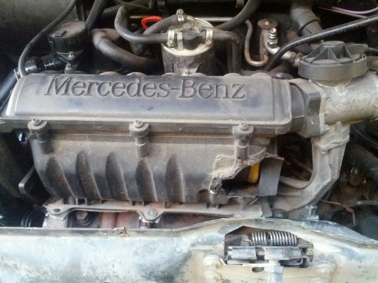 Корпус воздушного фильтра Mercedes-Benz Vaneo  2002 1.7 Дизель Ивано-Франковск