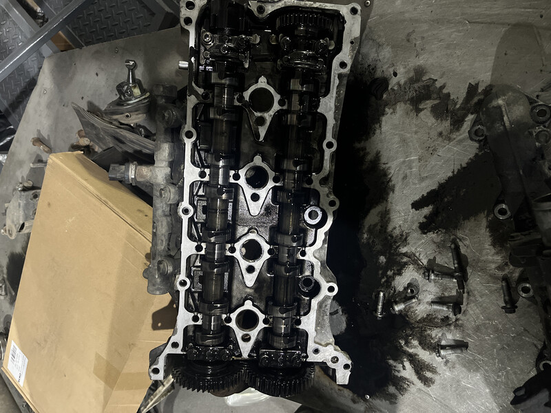 ГБЦ Opel Vivaro  2009 2.0 Дизель 