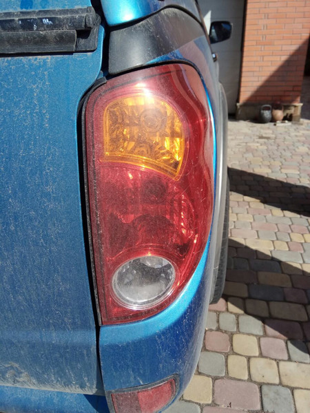 Фара задняя левая Mitsubishi L 200  2007 3.5 Бензин Волноваха