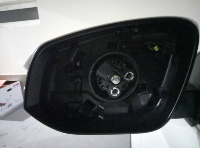 Зеркало боковое Toyota Rav 4 2014 г.  2.2 л дизель Ирпень