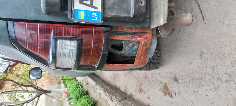 Вентиляционная решетка кузова Mitsubishi Pajero  2001 3.5 Бензин Харьков