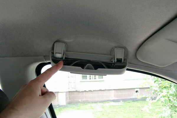 Футляр для очков Ford Focus 2  2005 хэтчбек 1.6 Бензин Каменское