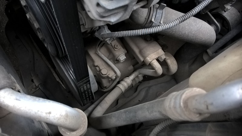 Компресор кондиціонера Kia Cerato  2006 1.6 Бензин Миколаїв