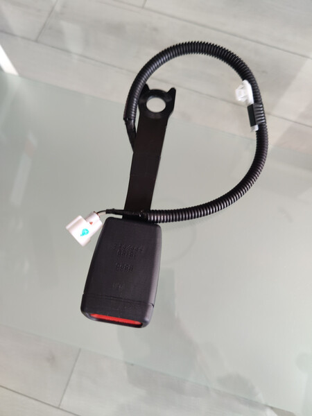 Замок ременя безпеки Toyota RAV4 2016 р.  2.5 л гибрид Київ