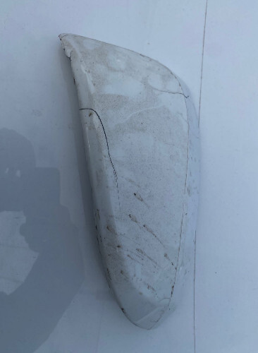 Крышка зеркала левая белая Toyota RAV4  2017 2.0 Бензин 