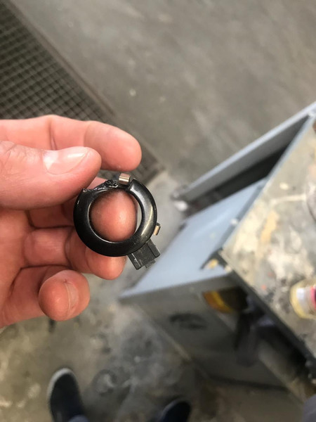 Тримач парктроніка перед Lexus RX 2010 г.  3.5 л гибрид Львов