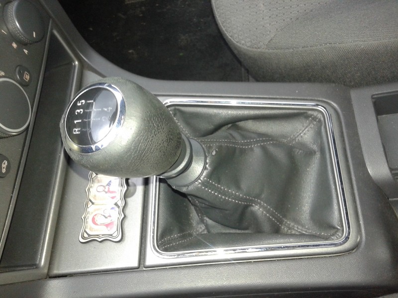 Ручка МкПП с чехлом Opel Vectra C  2007 хэтчбек 1.8 Бензин Киев