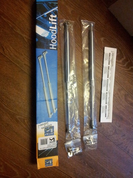 Амортизатор капота Volkswagen Passat B4 1994 2.0 Бензин Угледар