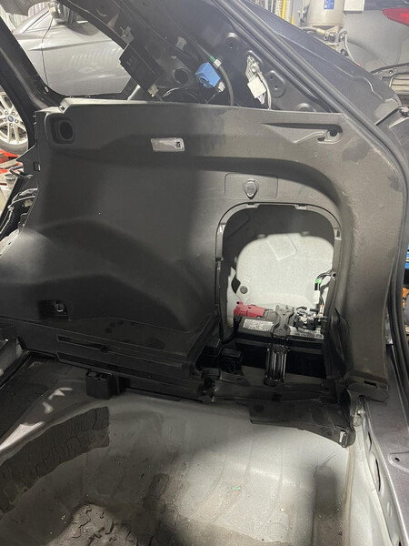 Пластик багажника Toyota RAV4  2021 Киев