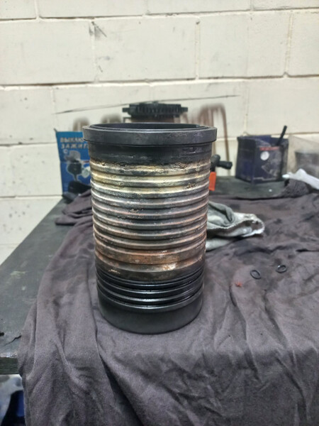 Гильза Jeep Cherokee 2001 г.  2.5 л дизель Киев