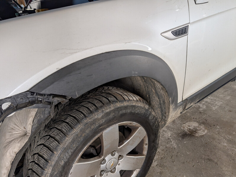 Накладка крыла Chevrolet Captiva  2012 2.2 Дизель 