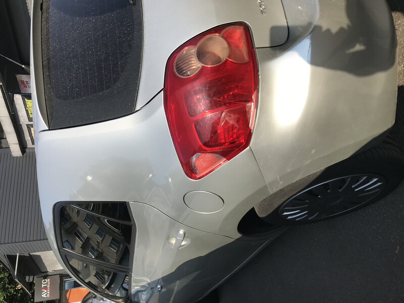 Задний фонарь Toyota Auris хэтчбек 2008 г.  1.6 л бензин Киев