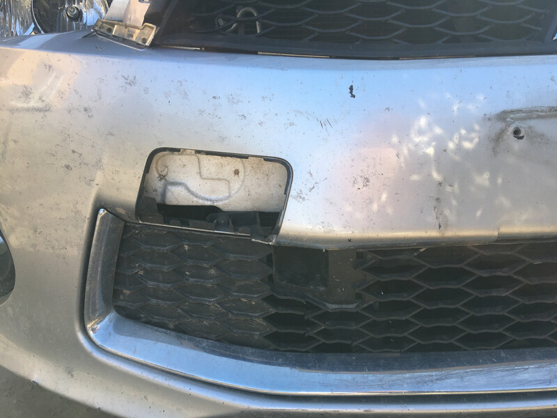 Заглушка бампера Mitsubishi Lancer 2015 г.  2.0 л бензин Ровно