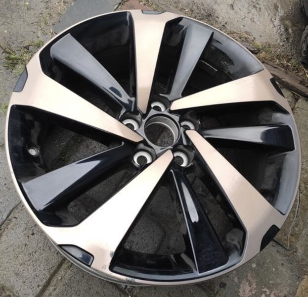 Диск колесный 4261178110   Lexus NX