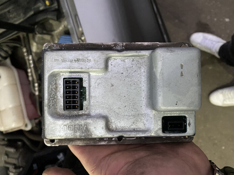 Блок розжига ксенона Audi A4 B6  2002 1.8 Бензин 