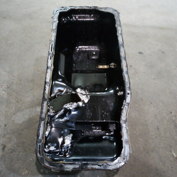 Масляный поддон 12101-17130   Toyota Land Cruiser