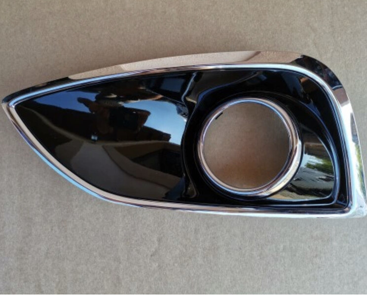 Наклада противотуманной фары левая Hyundai ix35  2014 универсал 2.0 Дизель Кельменцы