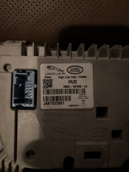 Щиток приборов Land Rover Range Rover Velar 2023 г.  Киев