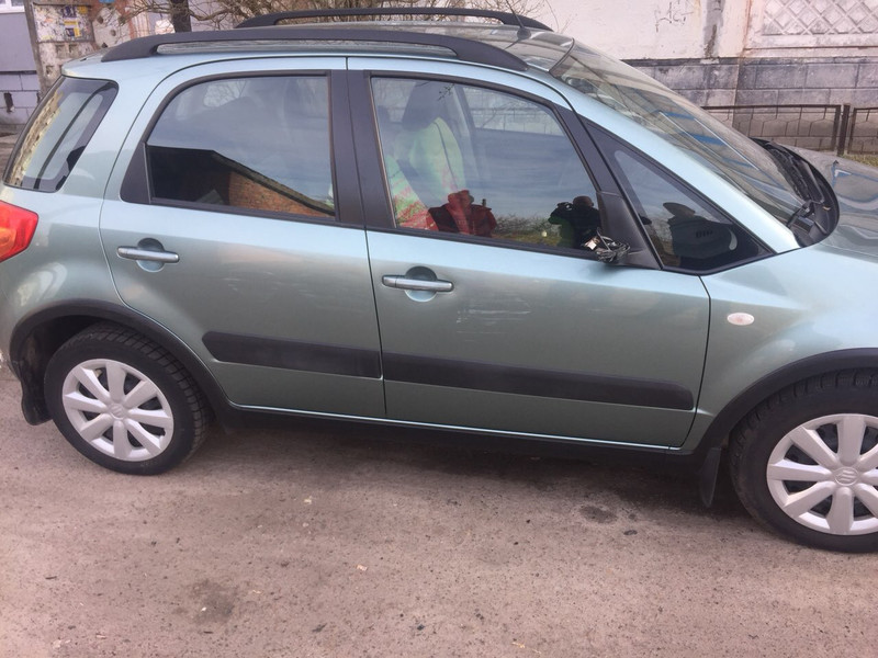 Дзеркало праве Suzuki SX4  2010 1.6 Бензин 