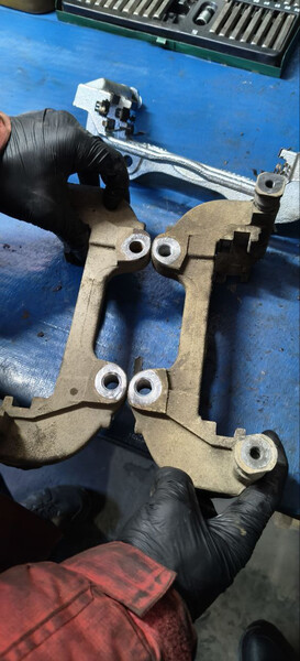 Скоба супорта в одесі Dodge Journey  2019 3.6 Бензин Одеса