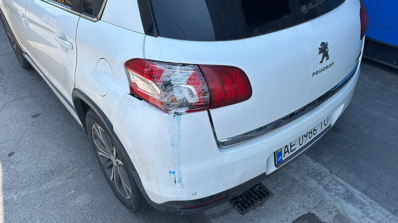 Фара задня ліва Peugeot 4008  2013 хетчбек 1.8 Дизель Дніпро