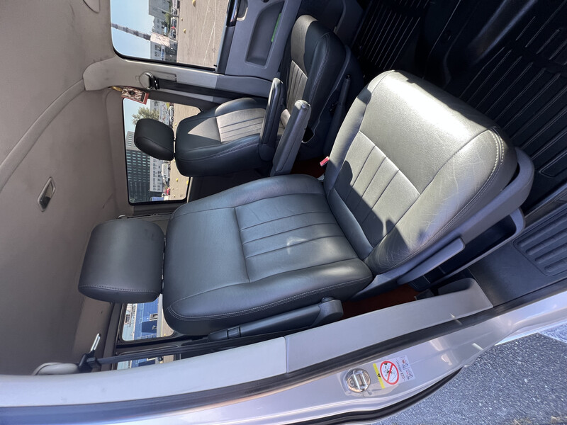 Кожаный салон Volkswagen T5 (Transporter)  2011 2.0 Дизель Киев