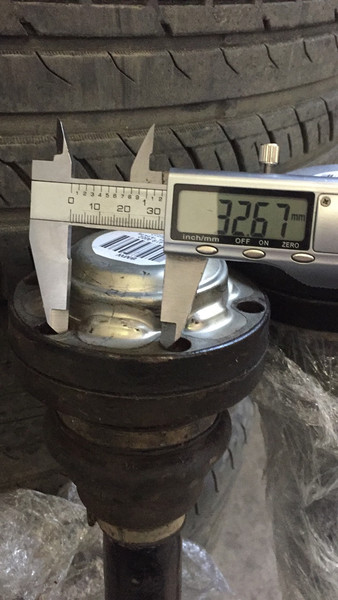 Полуось BMW 5 Series 145 kw 2008 г.  2.5 л дизель Ужгород