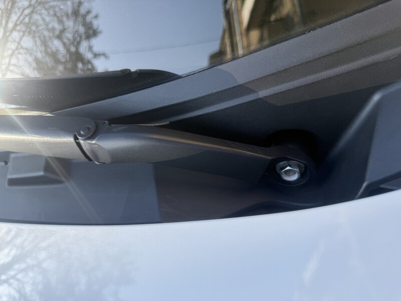 Заглушка крепления дворника Mazda CX-5  2014 універсал 2.0 Дизель 