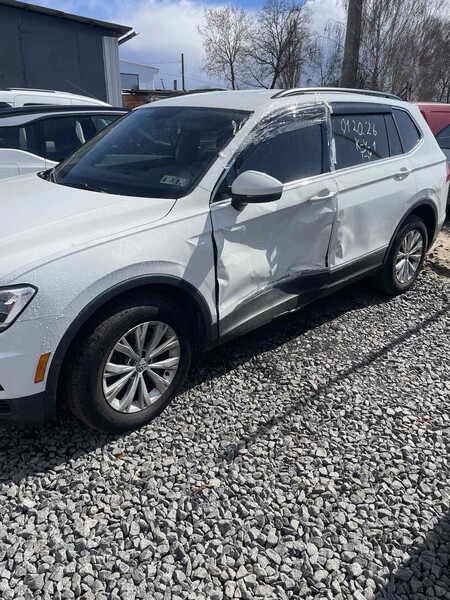 Двері перед зад ліва сторона Volkswagen Tiguan  2024 2.0 Бензин Хмельницкий