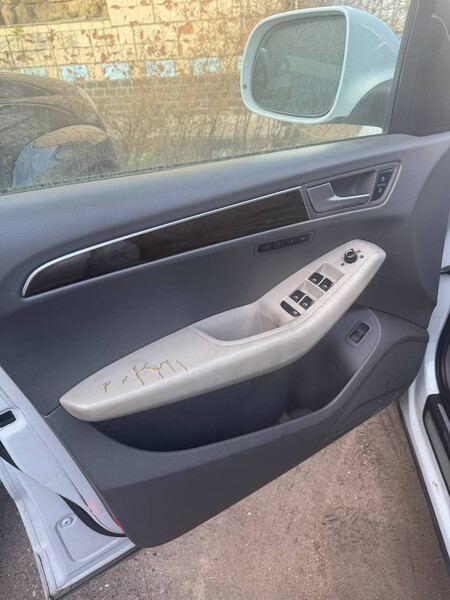 Карта двери Audi Q5  2012 2.0 Бензин 