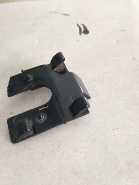 Крипление парктроника Geely MK 2010 р.  1.6 л бензин Луцьк