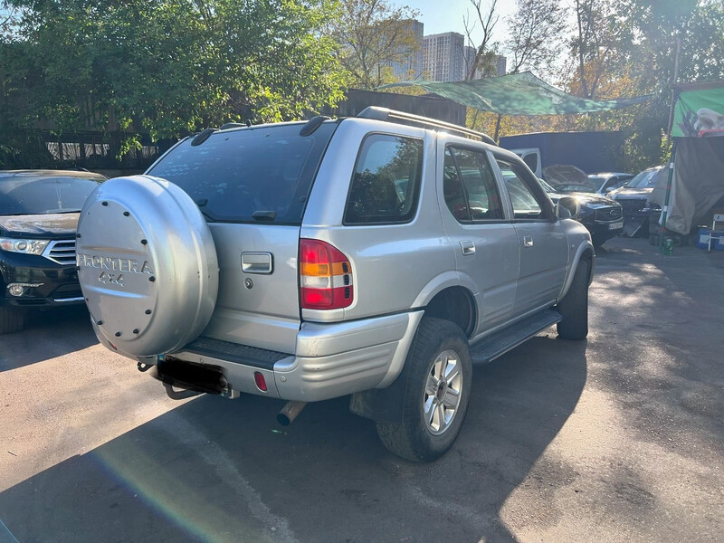 Фонарь задний правый Opel Frontera B  2002 2.2 Дизель Киев