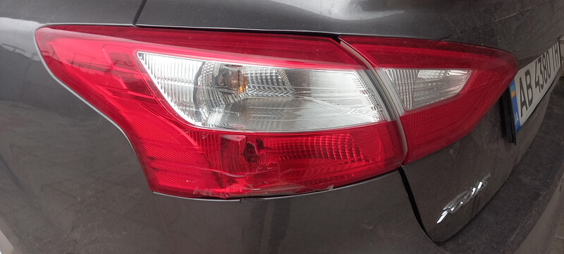 Внешний задний левый фонарь Ford Focus 3  2013 2.0 Бензин 