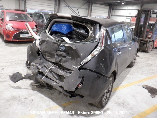 Задний кузов Nissan Leaf  2016 універсал 2.0 Электро 