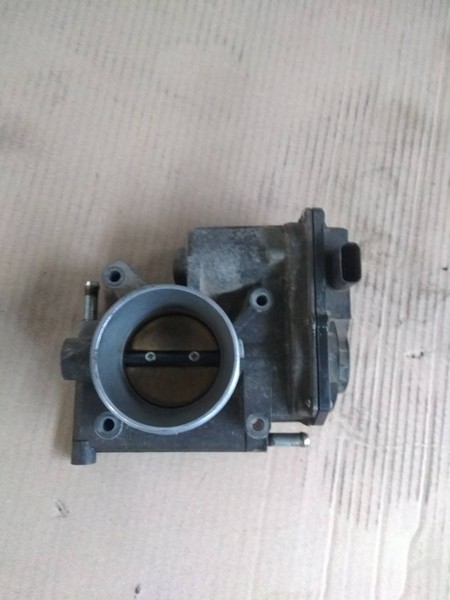 Блок дроссельной заслонки Mazda 6  2005 2.0 Бензин Киев