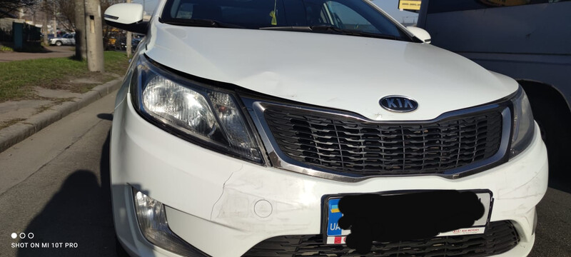 Капот Kia Rio 3  2012 хэтчбек 1.2 Дизель Хмельницкий