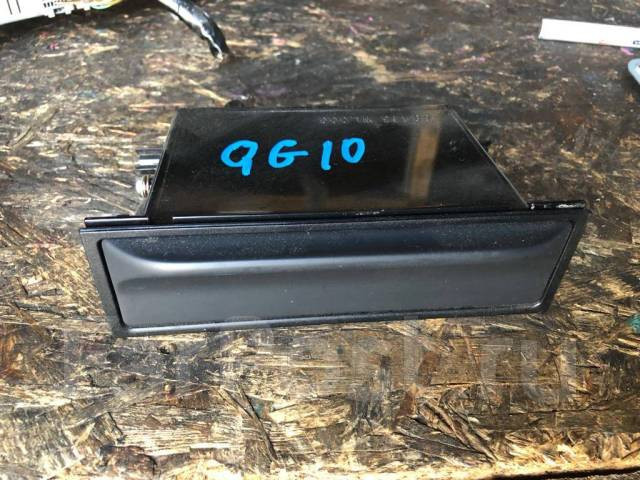 Перчаточный ящик Nissan Bluebird  1995 2.0 Бензин Одесса