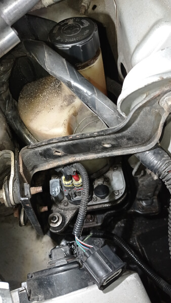 Насос ГУР Ford Focus универсал 2010 г.  1.6 л дизель