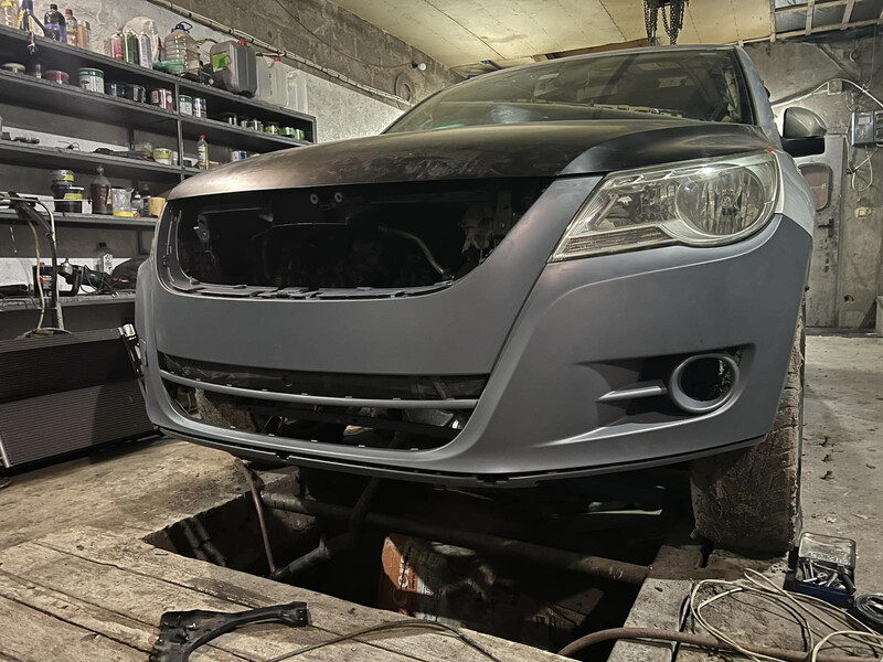 Кронштейн противотуманки Volkswagen Tiguan  2012 2.0 Бензин Днепр