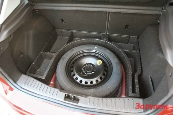 Органайзер багажника Ford Focus II restyling 2008 хэтчбек 1.6 Бензин Староконстантинов